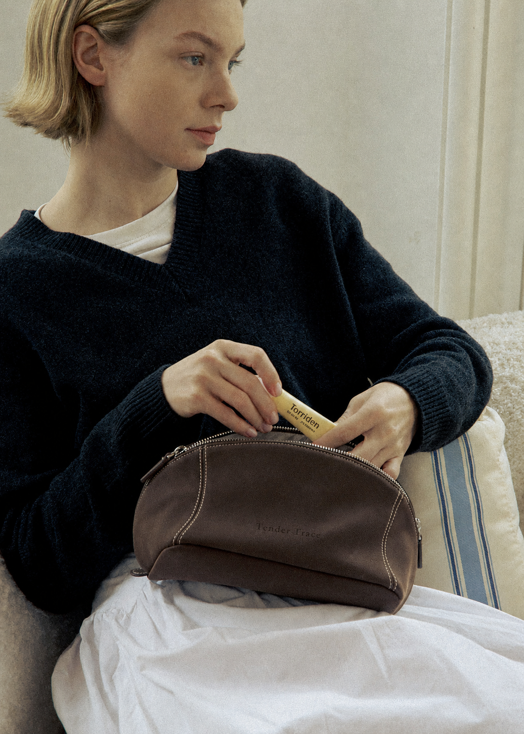 Tender Trace cosmetic bag lifestyle scene